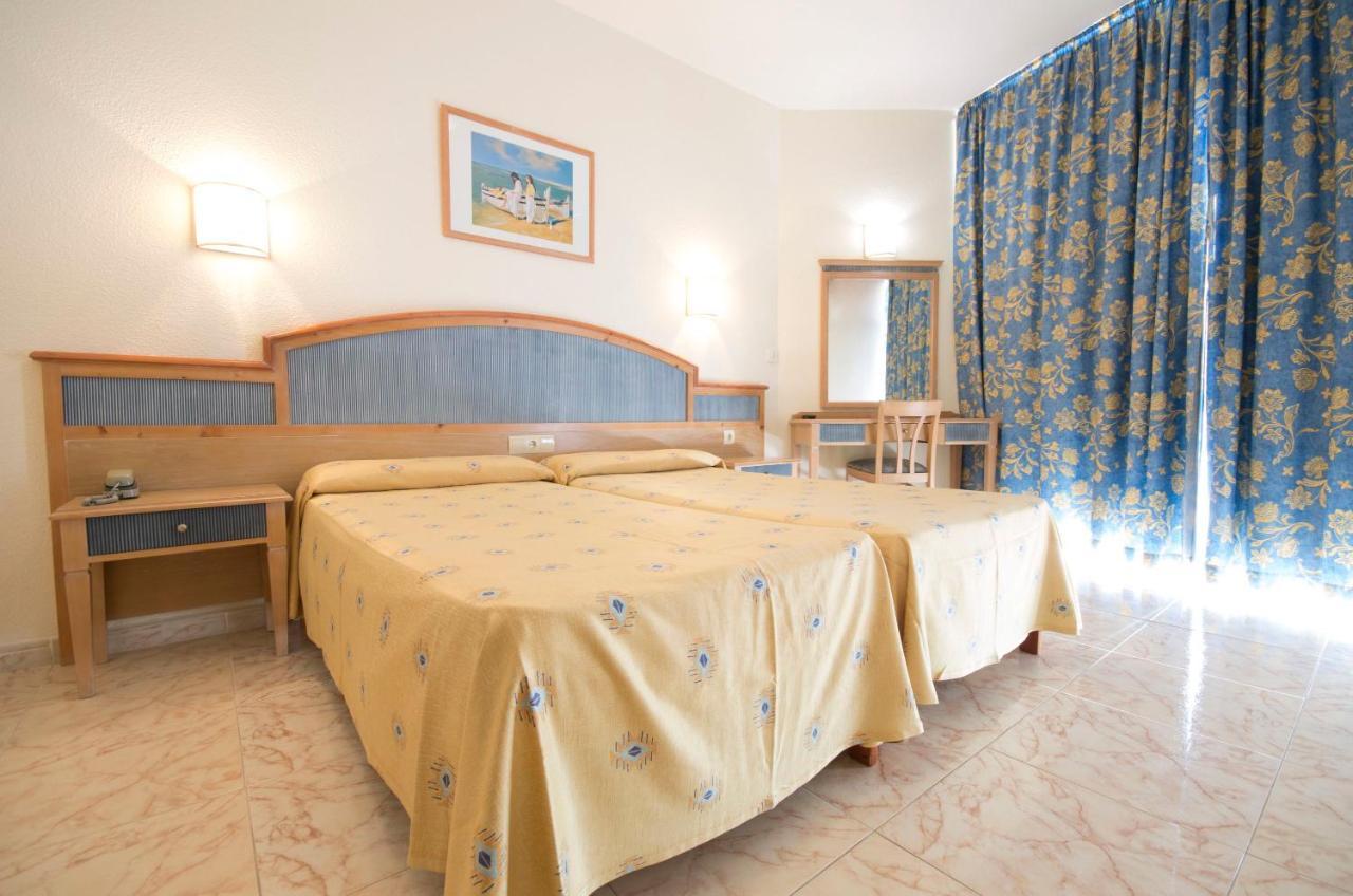 Sant Antoni de Portmany Azuline Hoteles Mar Amantis & II מראה חיצוני תמונה