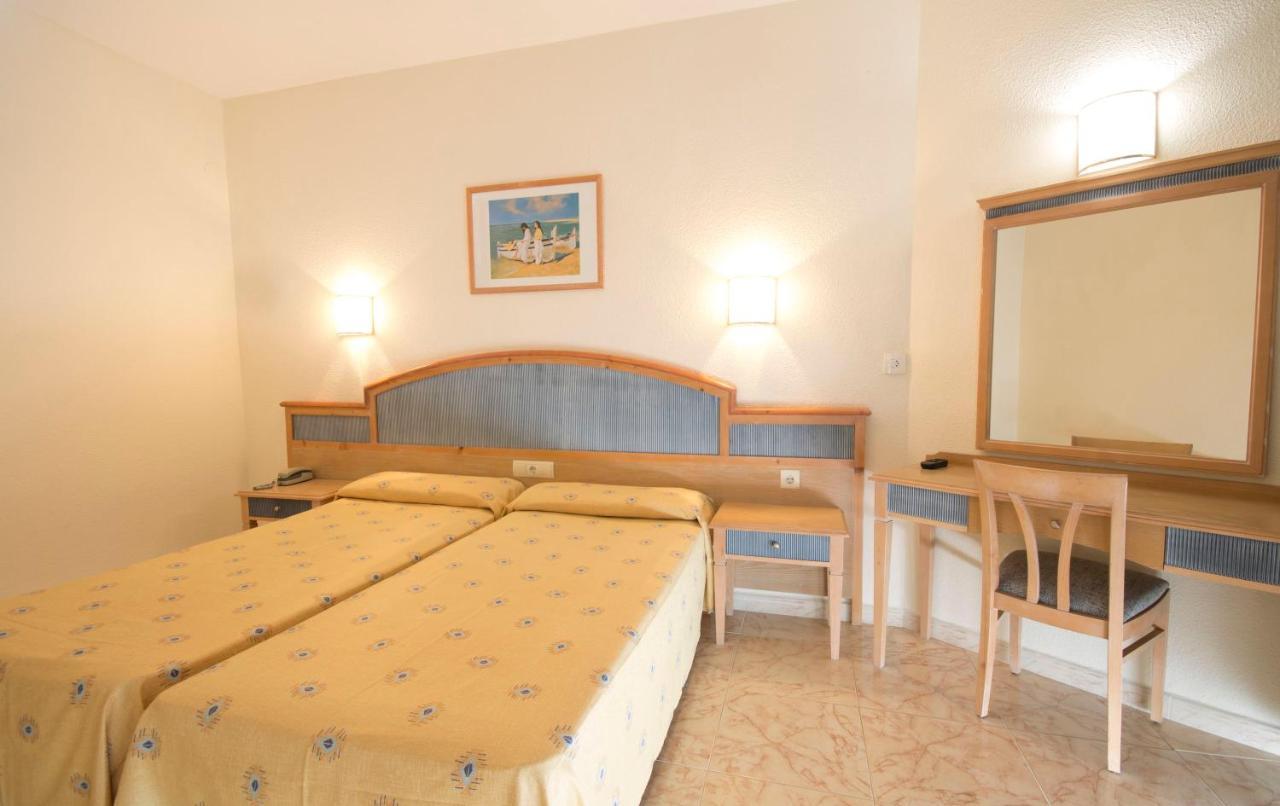 Sant Antoni de Portmany Azuline Hoteles Mar Amantis & II מראה חיצוני תמונה