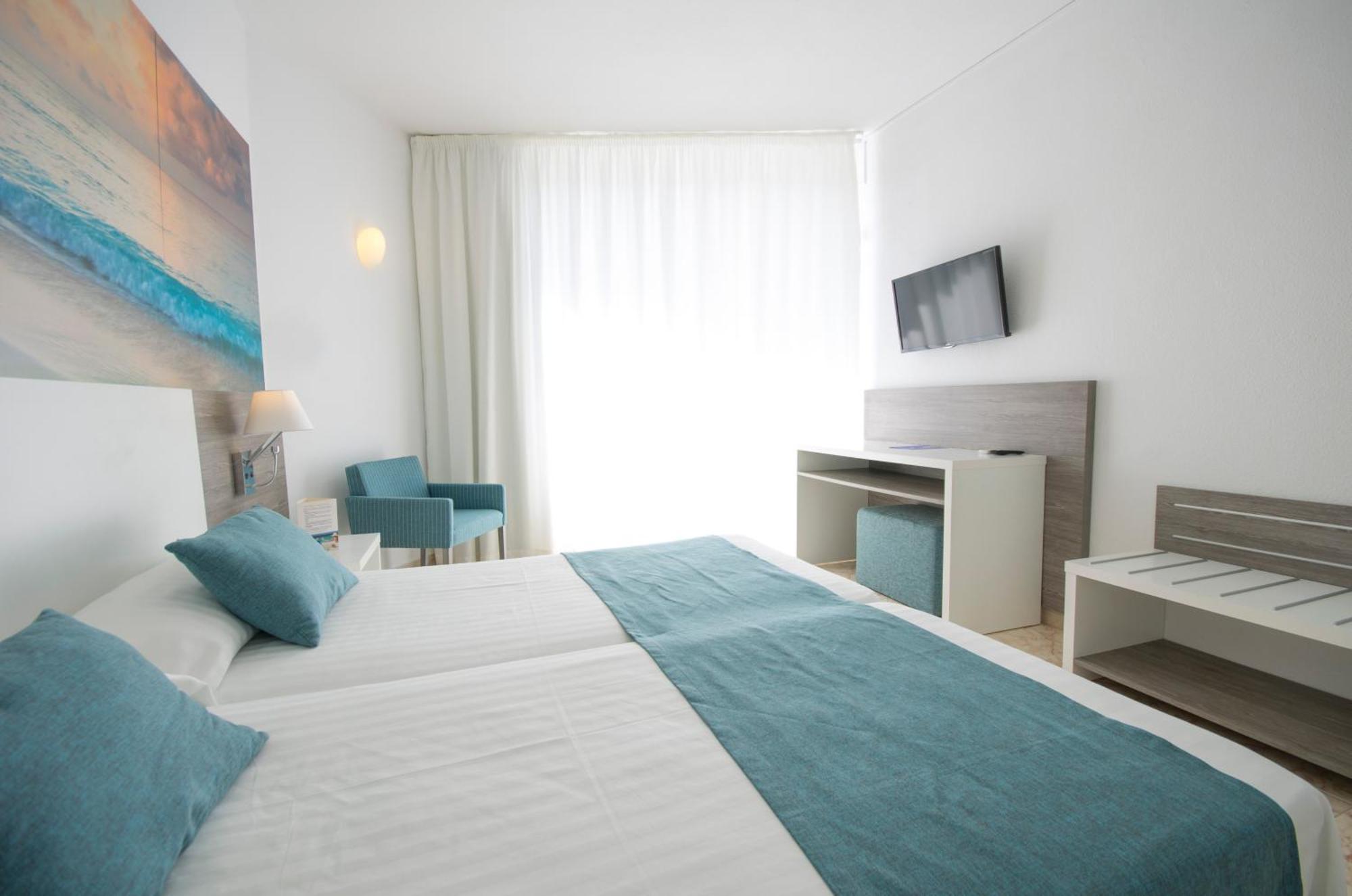 Sant Antoni de Portmany Azuline Hoteles Mar Amantis & II חדר תמונה