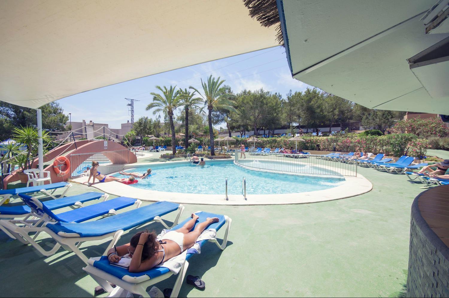 Sant Antoni de Portmany Azuline Hoteles Mar Amantis & II מראה חיצוני תמונה